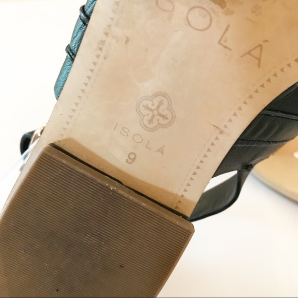 Isola Black and Gold Preston T-Strap Sandals Sz 9 - Picture 5 of 5